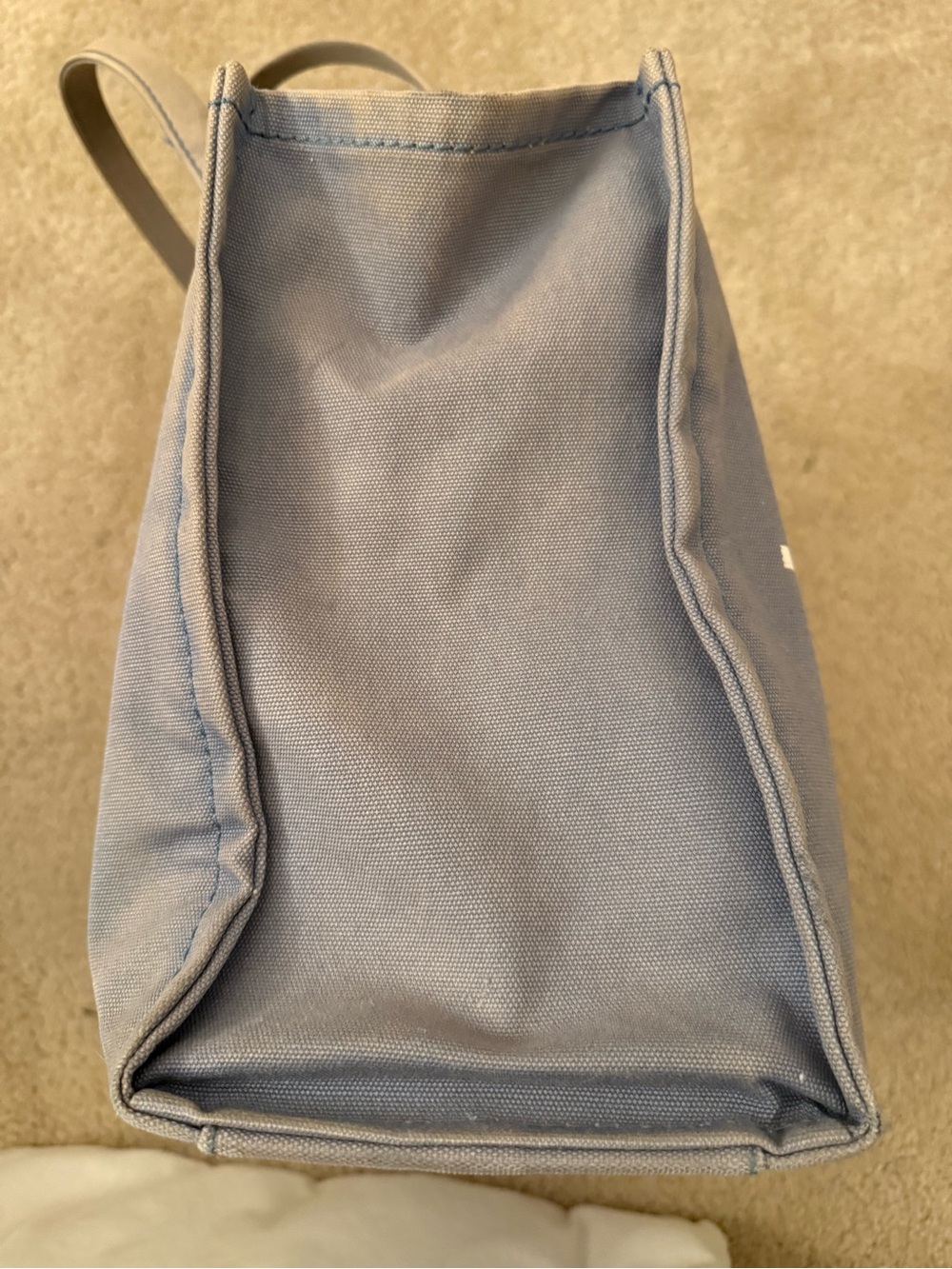 Marc Jacobs The Tote Bag Canvas Tote in faded light blue - Picture 11 of 16